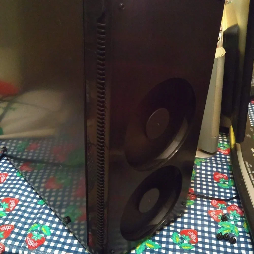 Custom Built Desktop Computer Ryzen 5, 8GB RAM, GT710 2GB, 500GB SSD *Open Box*